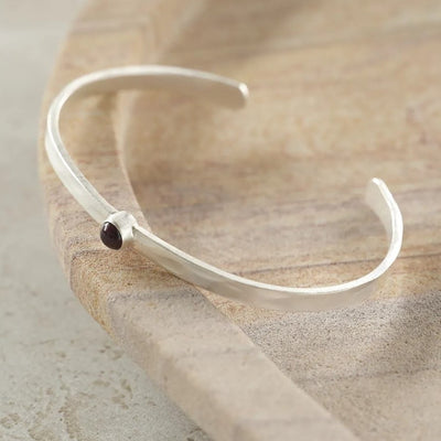 Garnet Armband, versilbert