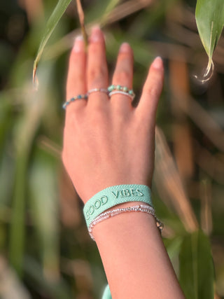 Statement Armband Good Vibes Mint