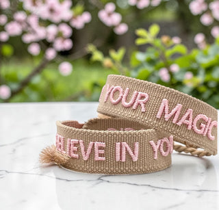 BELIEVE IN YOUR MAGIC Statement Armband Taupe/Rose