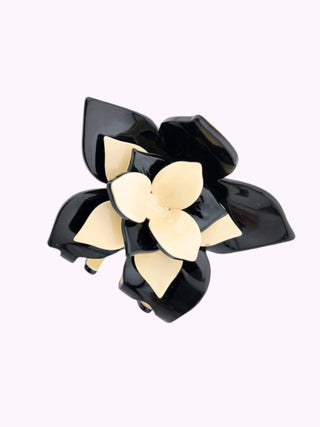Handbemalte Origamiblumen-Haarspange Black/Creme I Geschenktipp🌸