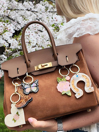 Handbemalter Monarchfalter-Taschenanhänger + Schlüsselanhänger |  Geschenkidee